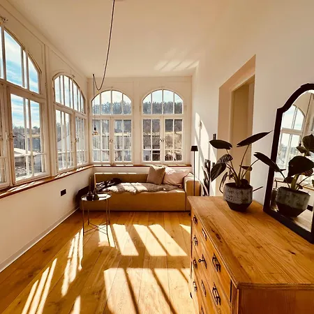 Luxurioese Altbau In Denkmal-villa Apartment *