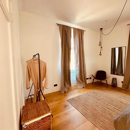 Appartamento Luxurioese Altbau In Denkmal-villa *