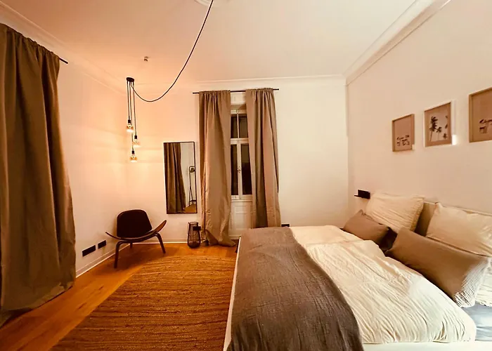 Luxurioese Altbau In Denkmal-villa