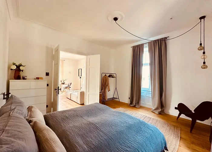 Luxurioese Altbau In Denkmal-villa Apartman *